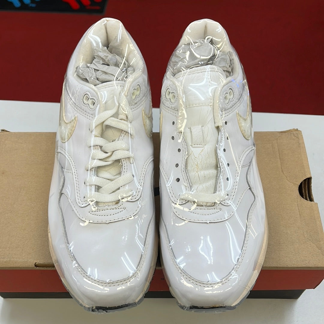 SZ 11 Men. 1996 Nike Air Max 1 Leather SC.