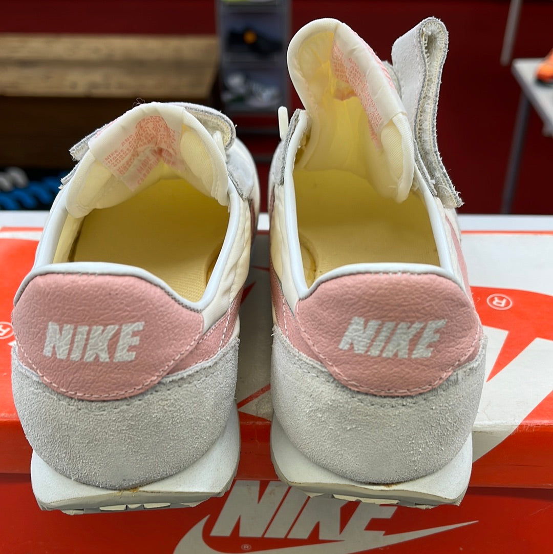SZ 3.5Y. 1984 Nike Dyno.