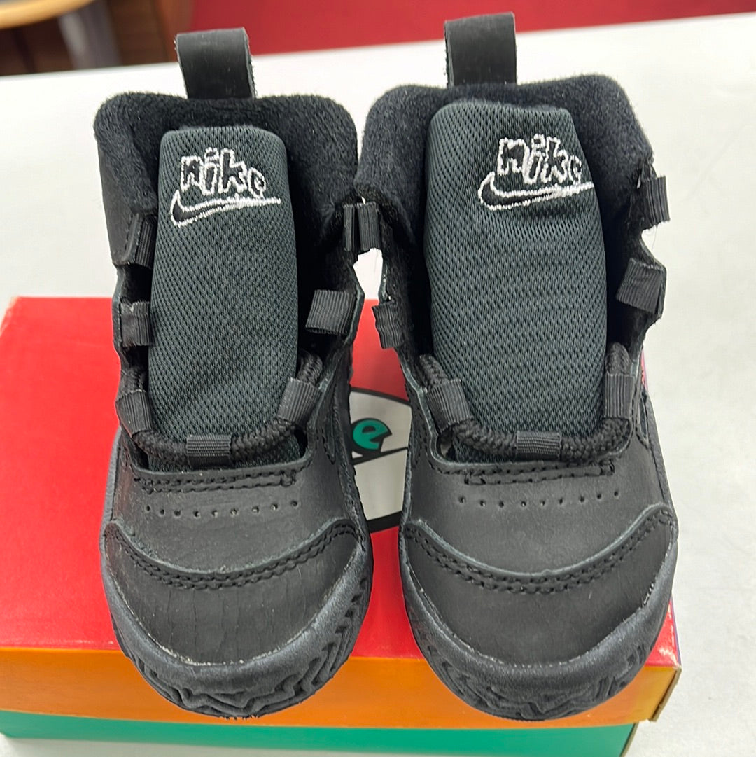 SZ 5C. 1995 Baby Nike Tight.