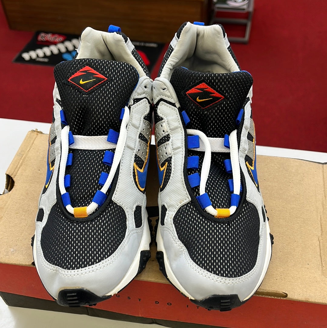 SZ 9 Men. 1997 Nike Air Terra Fire.