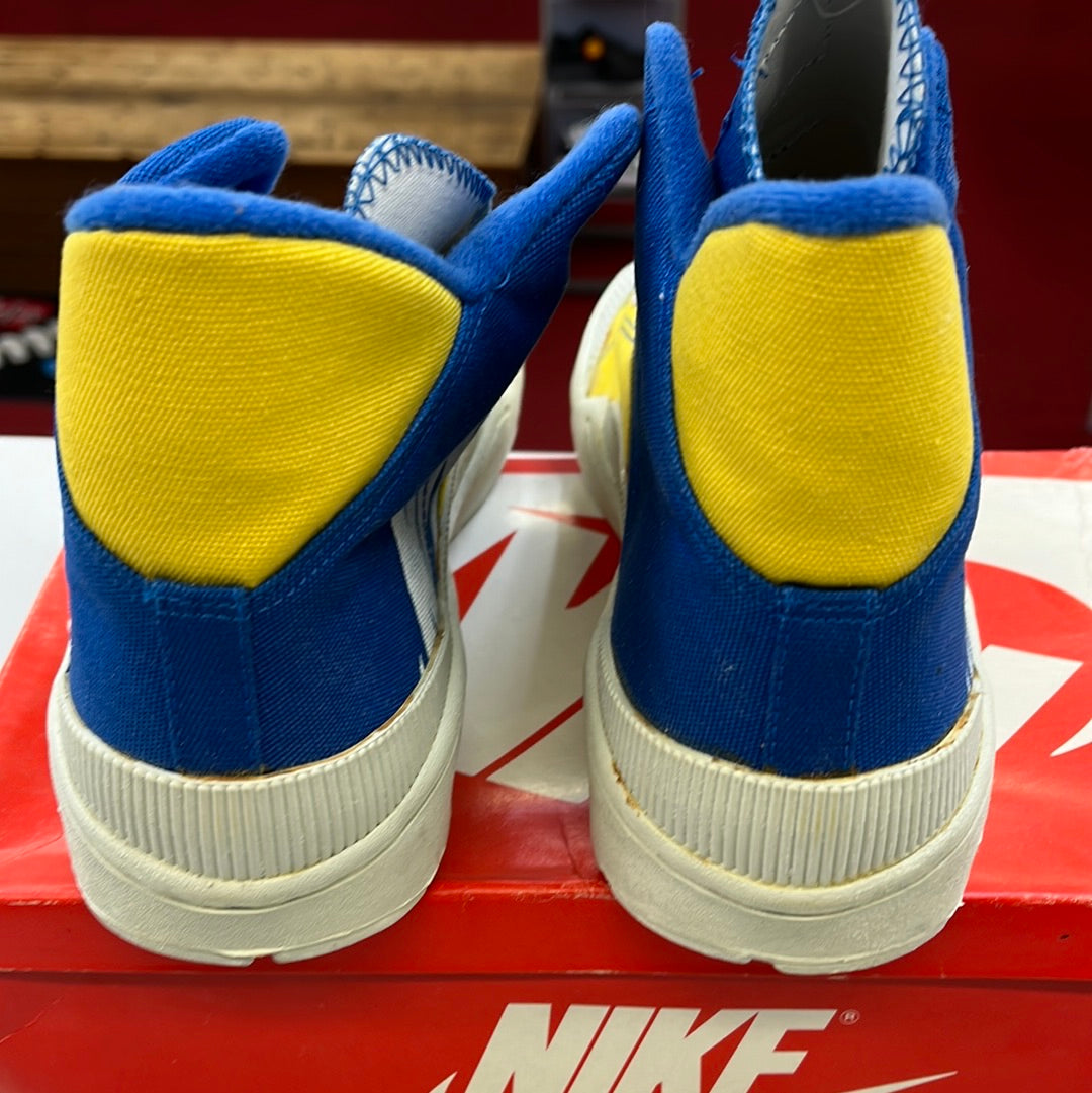 SZ 11 Men. 1987 Nike Outbreak High.
