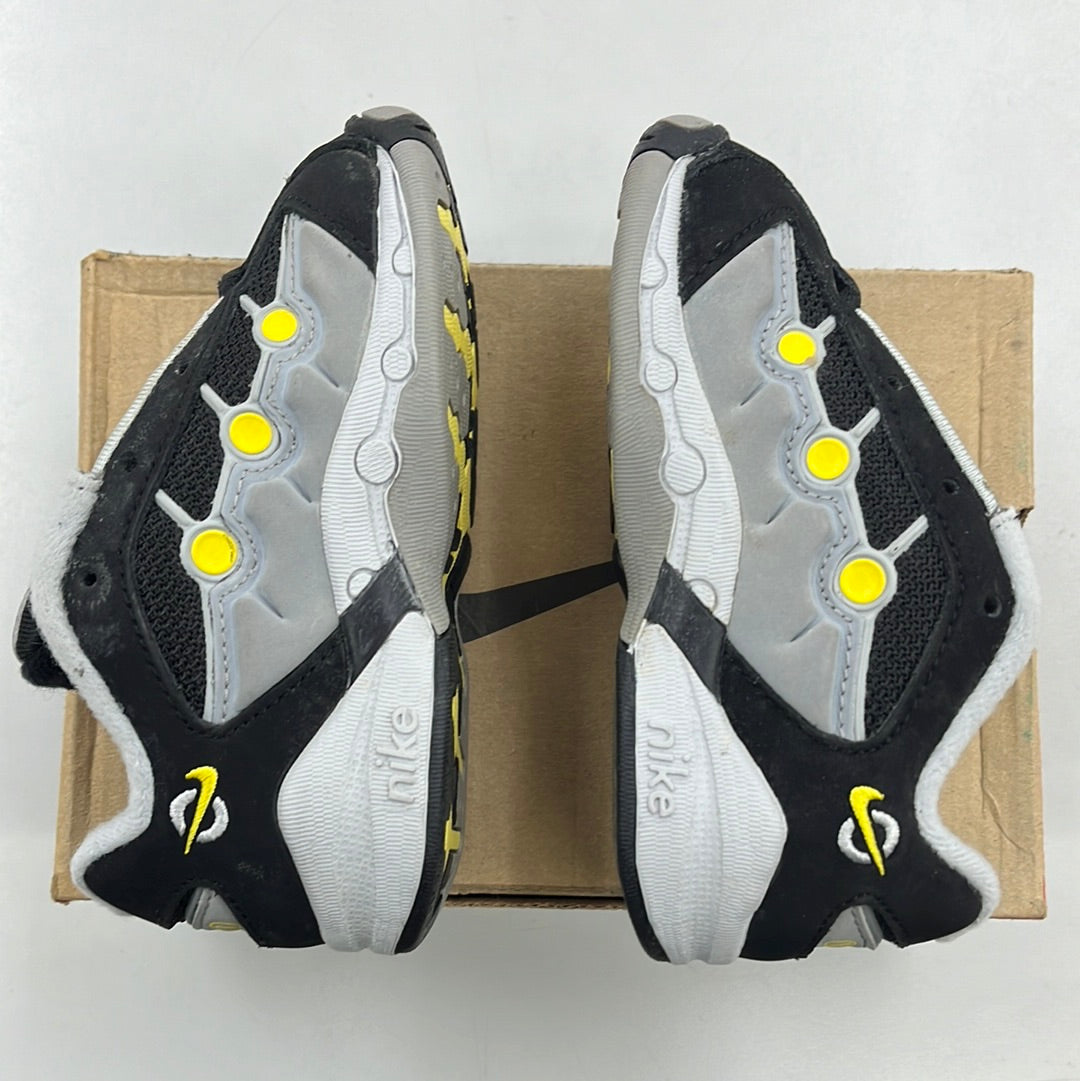 SZ 6.5C. 1999 Baby Nike Flatbush.