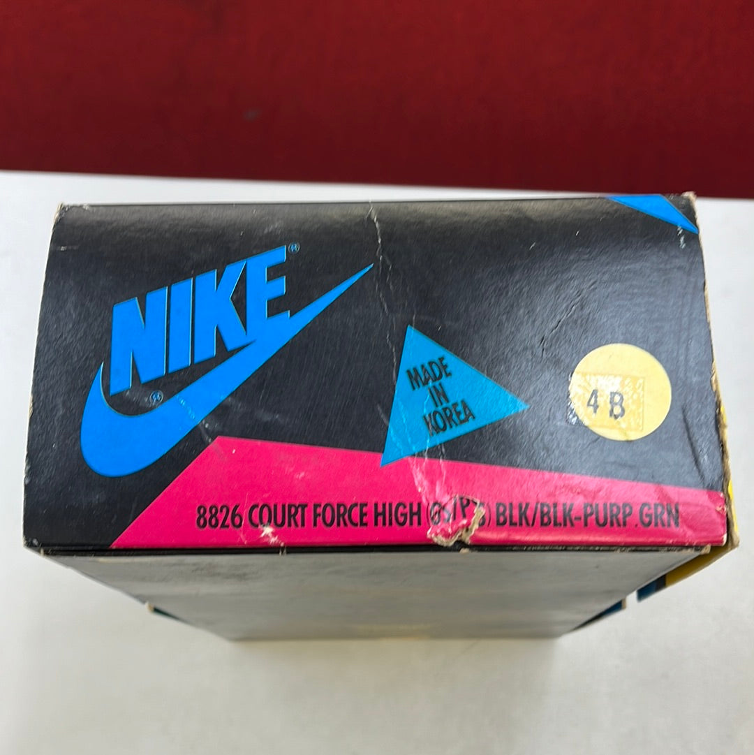 SZ 4Y. 1987 Nike Court Force High.