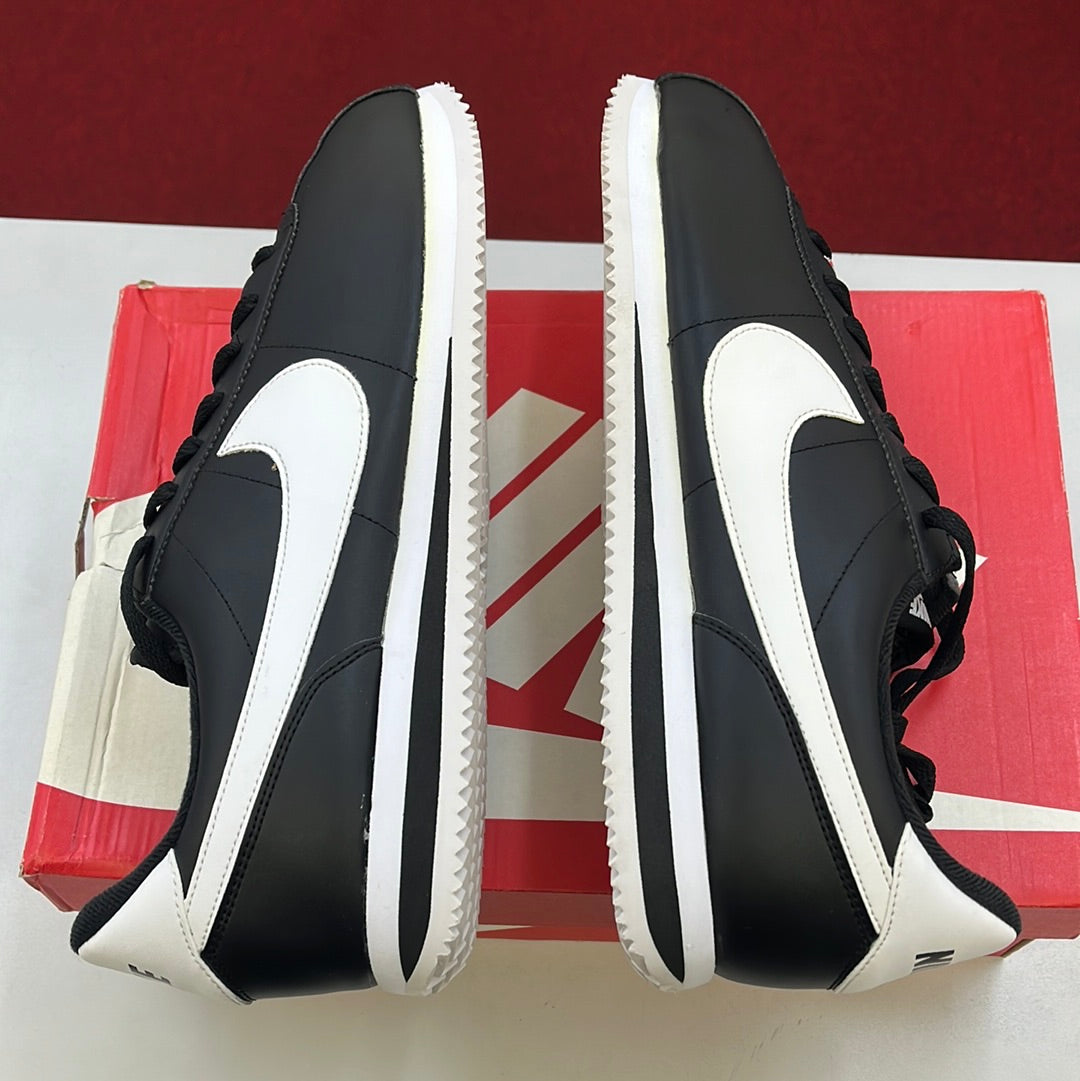 SZ 14 men. 2015 Nike Cortez Leather.