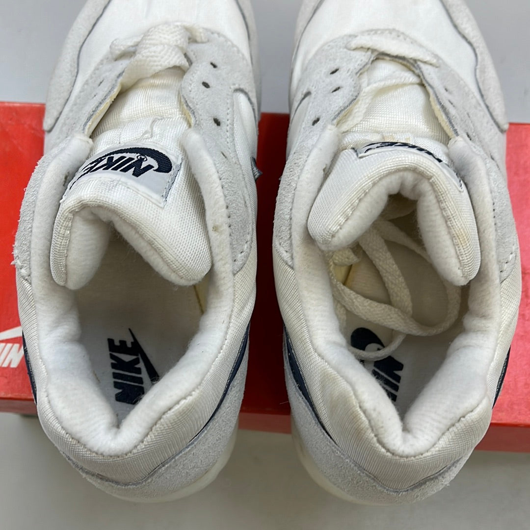 SZ 3.5Y. 1992 Nike Decade GS.