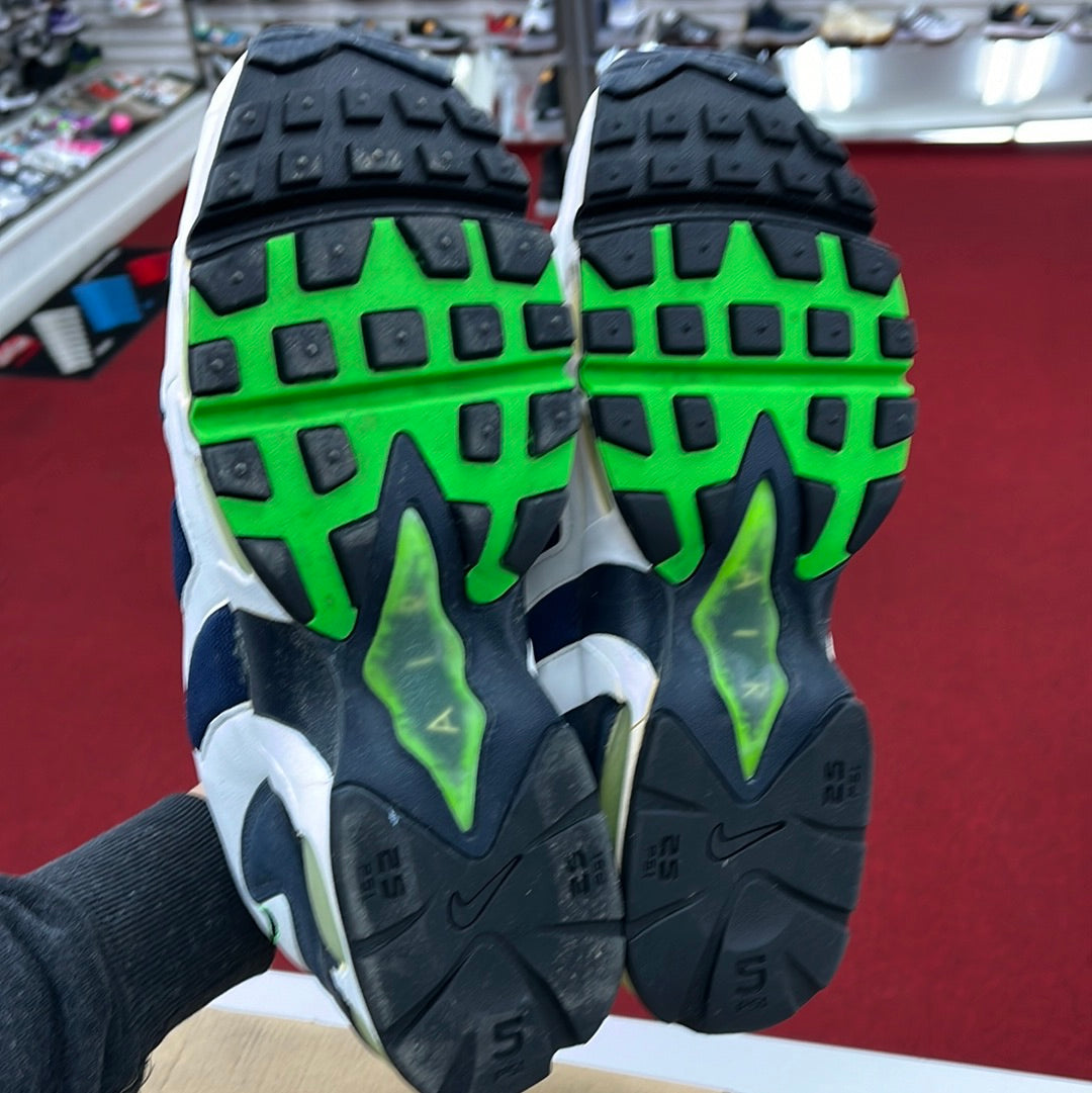SZ 11.5 Men. 1996 Nike Air Max Scream Green.