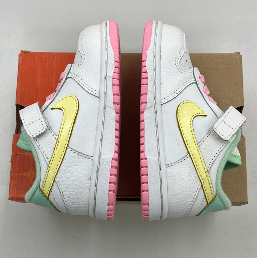 SZ 7C. 2005 Baby Nike Dunk.