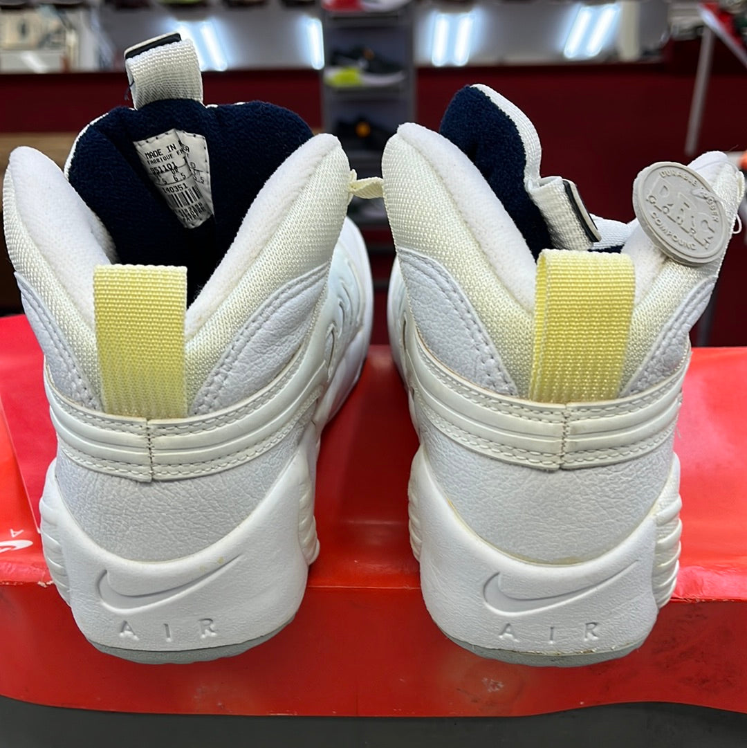 SZ 7.5 Men. 1995 Nike Air Alarm Andre Agassi.
