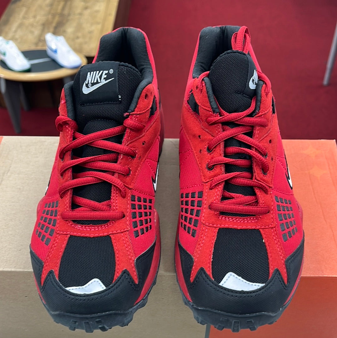 SZ 9 Men. 2002 Nike Air Tupu Red.