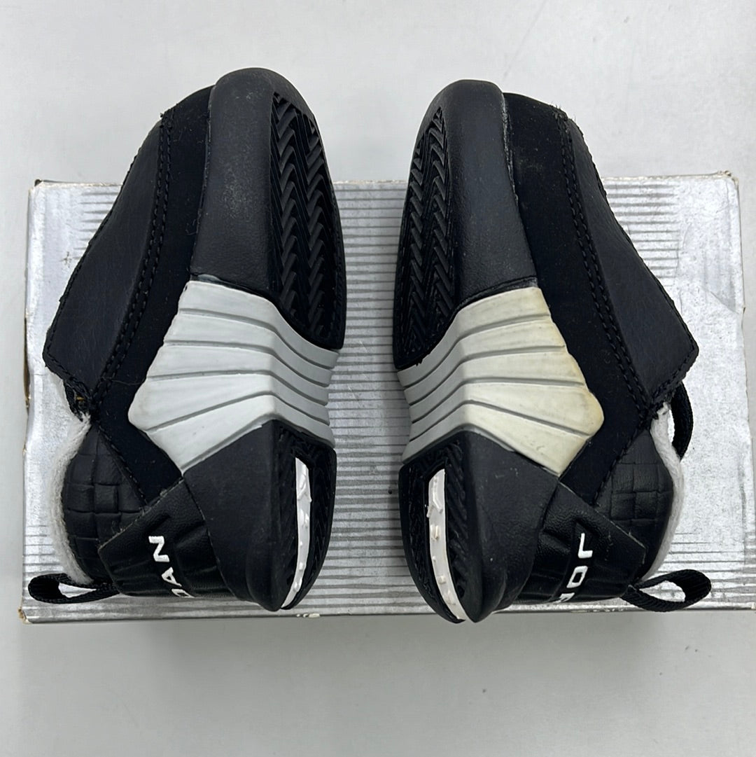 SZ 2C. 2000 Baby Jordan XV low Black.