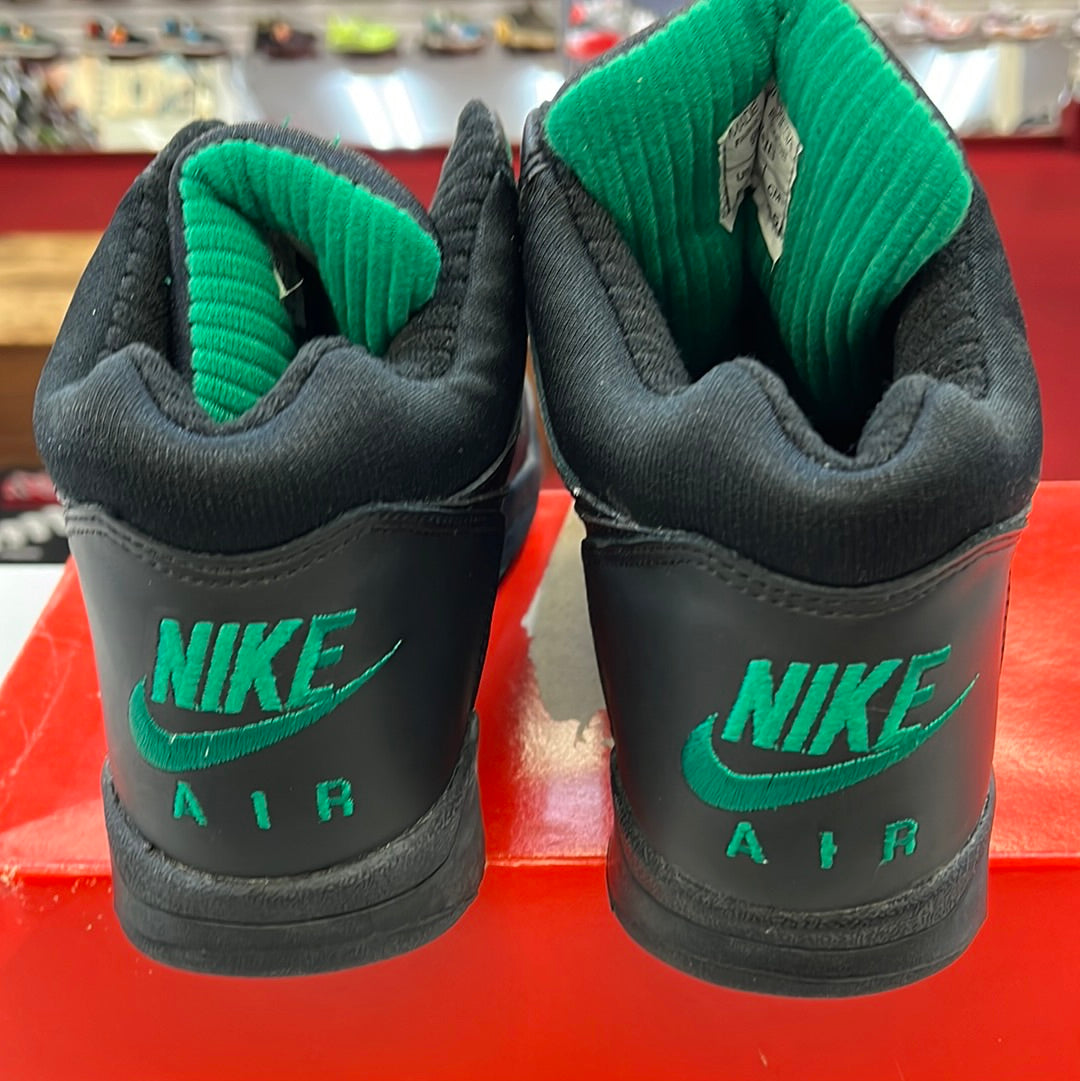 SZ 8.5 Men. 1991 Nike Air Sabre Flight Low.