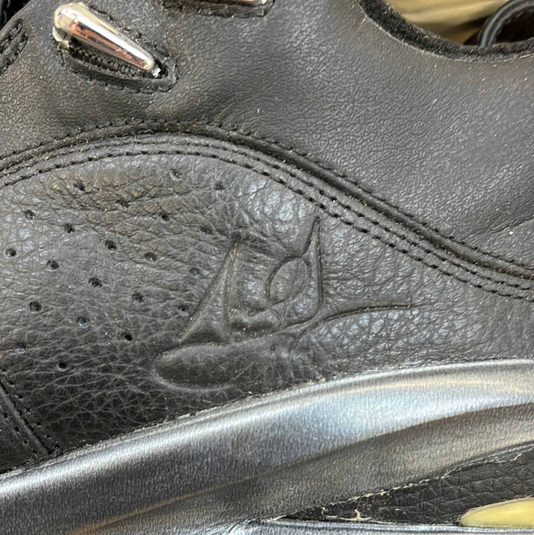SZ 9.5 Men. 1999 Nike Air Pippen III.