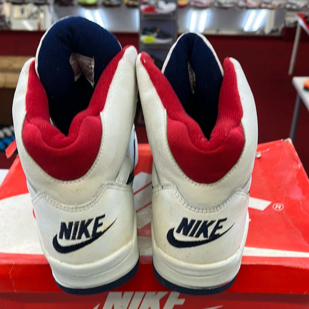 SZ 13 Men. 1991 Nike Court Force Mid.