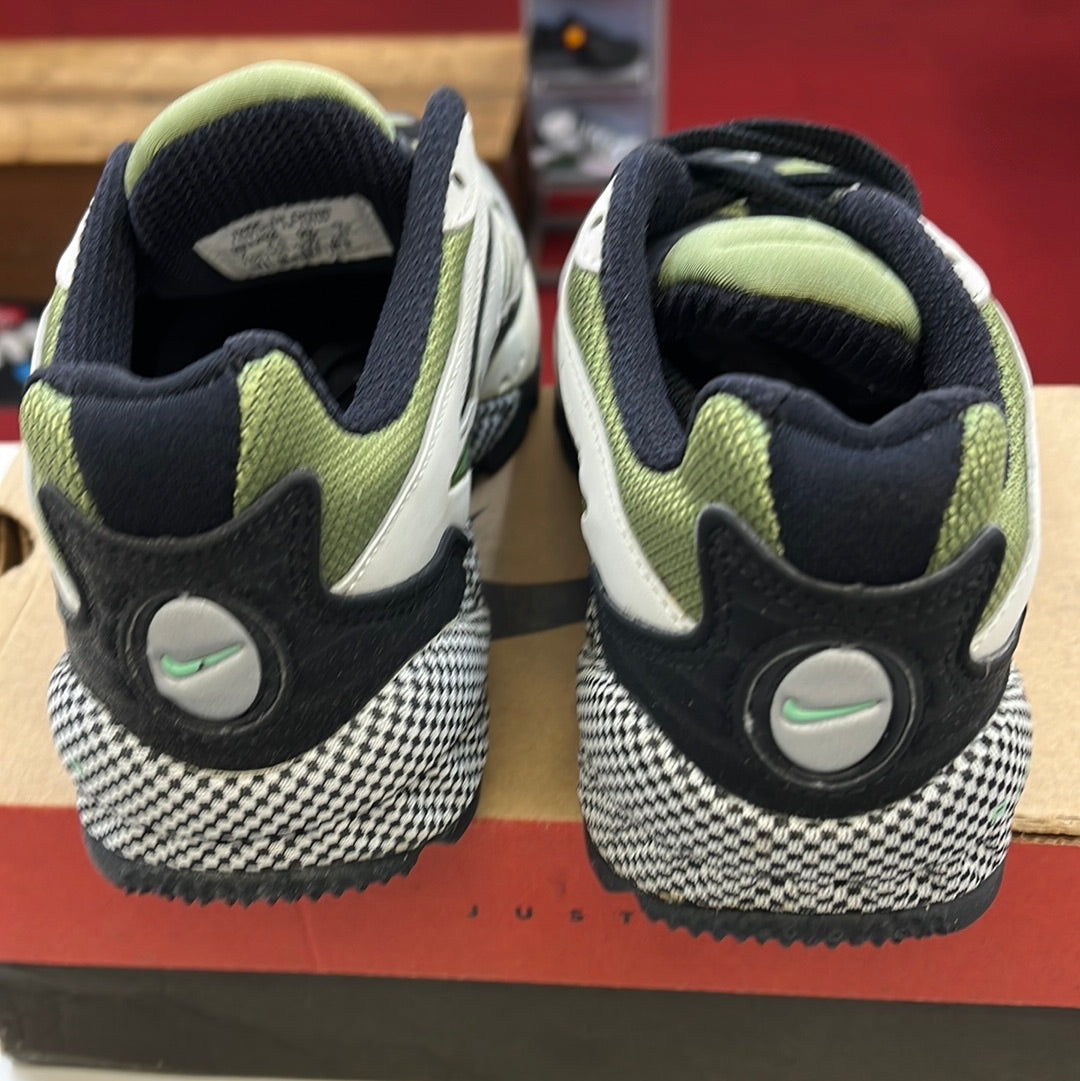 SZ 7 Women. 1998 Nike Air Terra Triax.