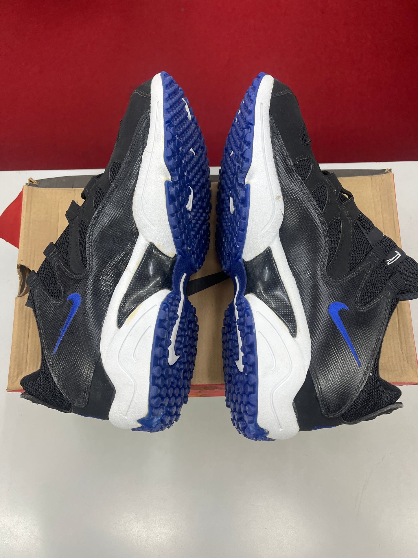 SZ 12 Men. 1996 Nike Air Turf Raider Low Royal.