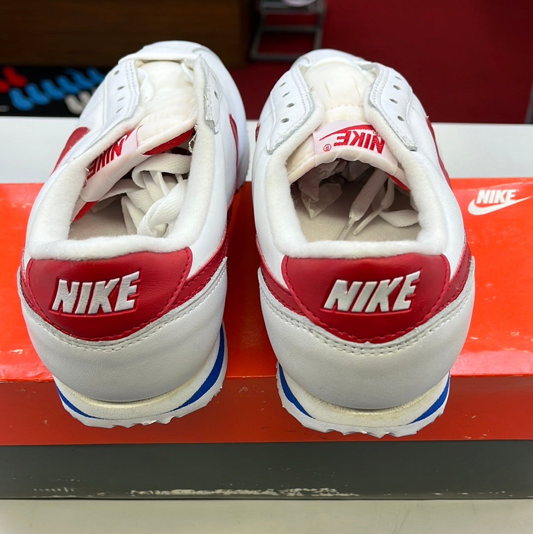 SZ 7 Men. 1995 Nike Leather Cortez.
