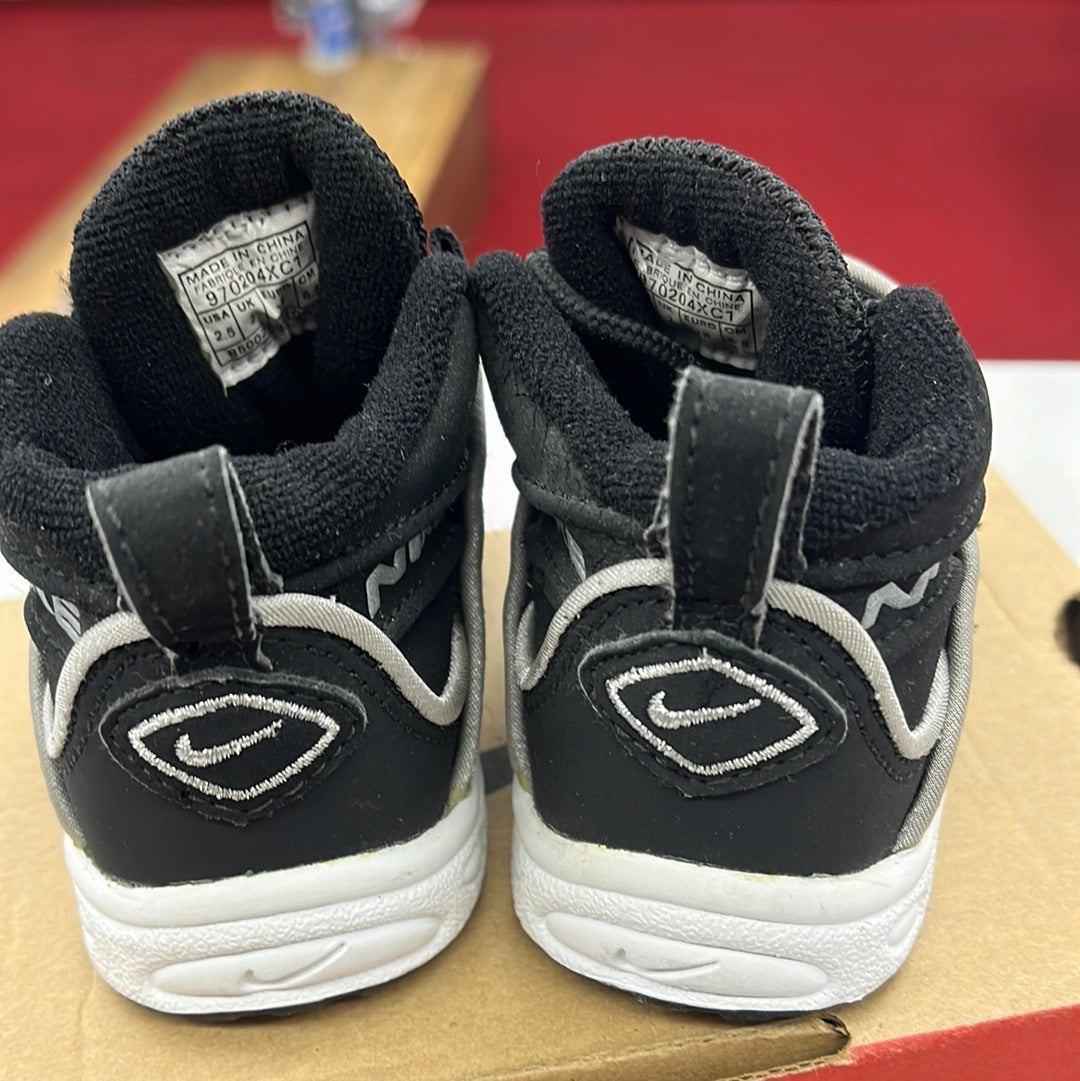 SZ 2.5C. 1997 Baby Nike Backer.