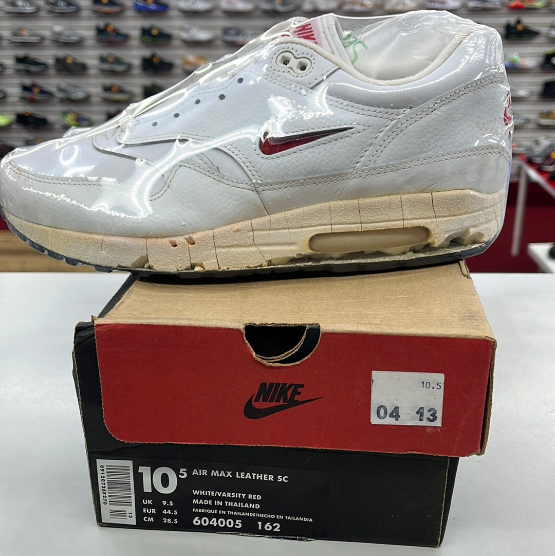 SZ 10.5 Men. 1997 Nike Air Max 1 Jewels.