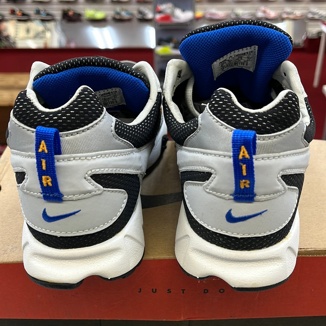 SZ 9 Men. 1997 Nike Air Terra Fire.