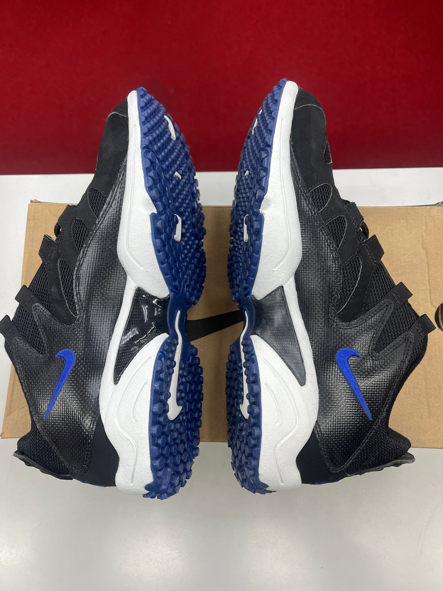 SZ 11.5 Men. 1996 Nike Air Turf Raider Low Royal.