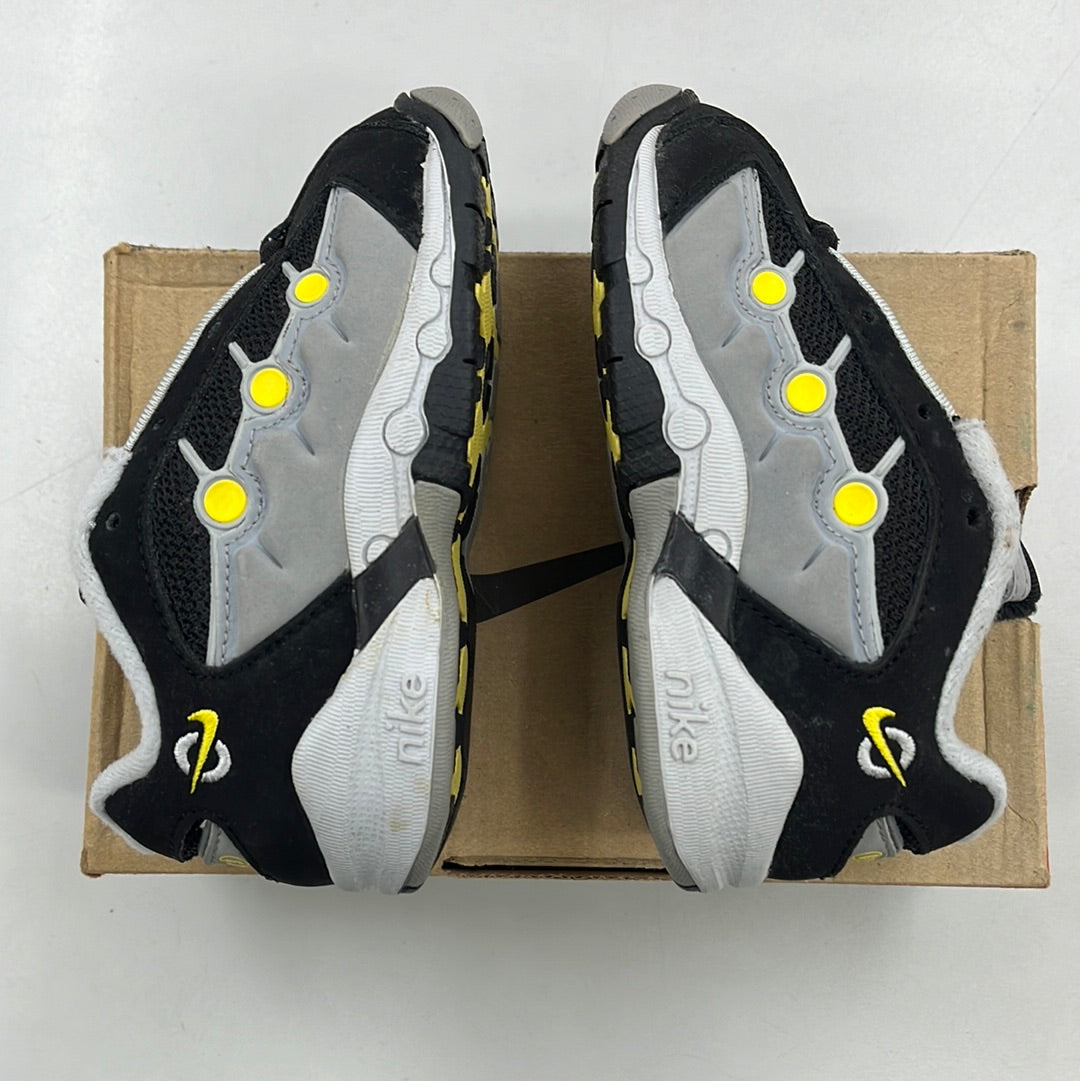 SZ 6.5C. 1999 Baby Nike Flatbush.