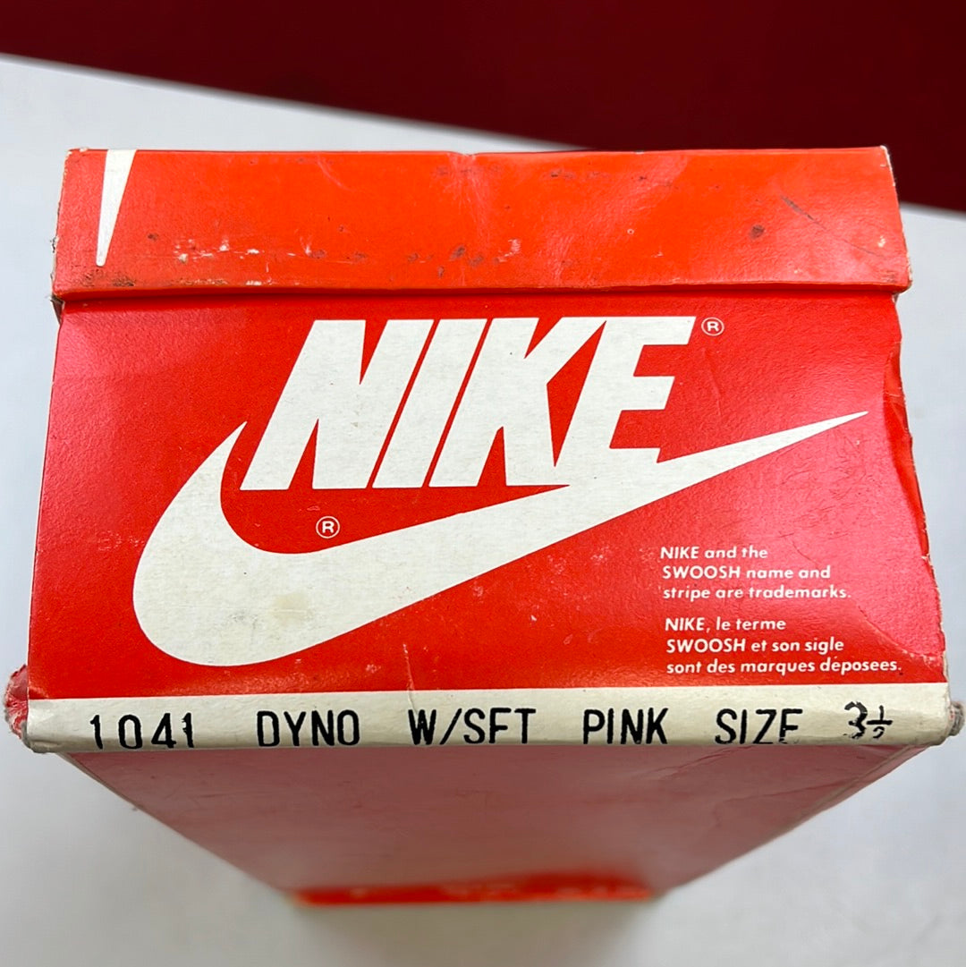 SZ 3.5Y. 1984 Nike Dyno.