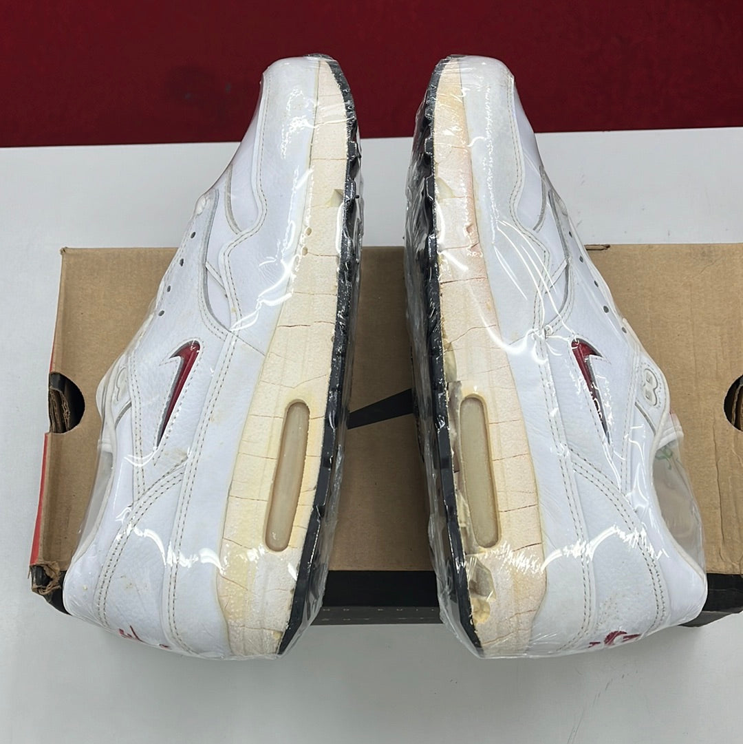 SZ 10.5 Men. 1997 Nike Air Max 1 Jewels.