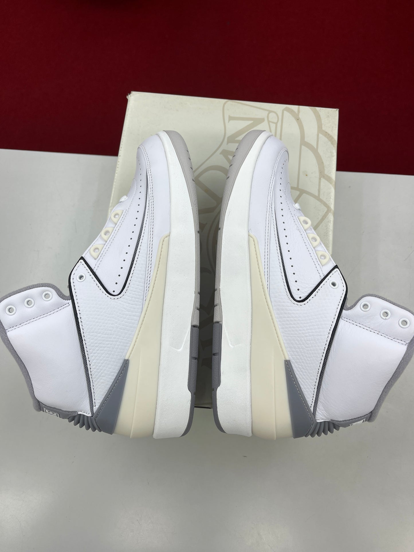 SZ 8.5 Men. 2023 Jordan 2 Retro white cement grey.
