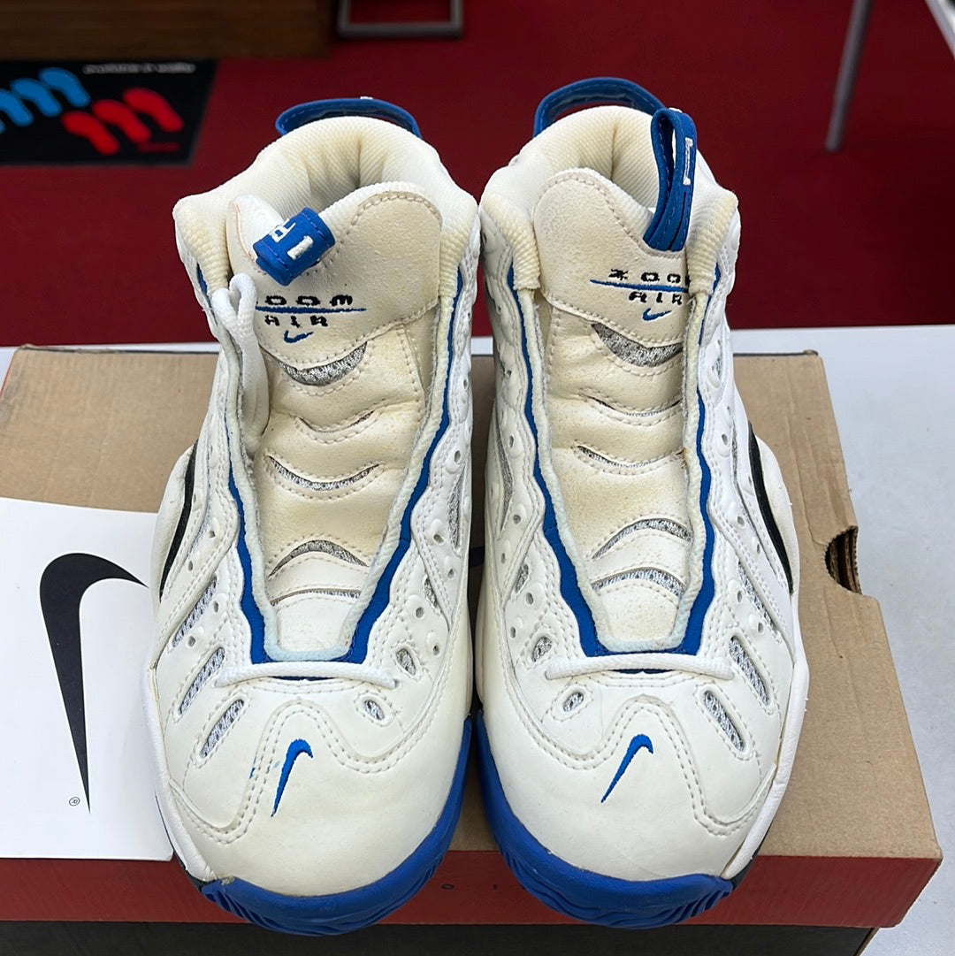 SZ 8 Men. 1996 Nike Air Zoom Tech Challenge II Spark Blue.