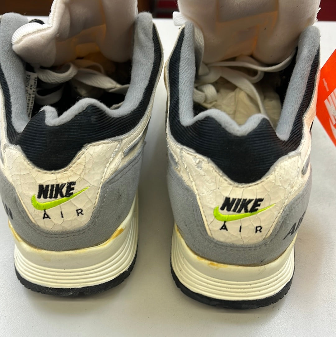 SZ 8.5 Men. 1989 Nike Air Span II