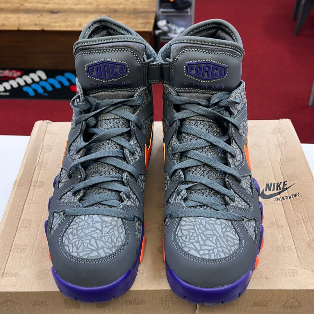 SZ 11.5 Men. 2012 Nike Air Max 2 Strong.