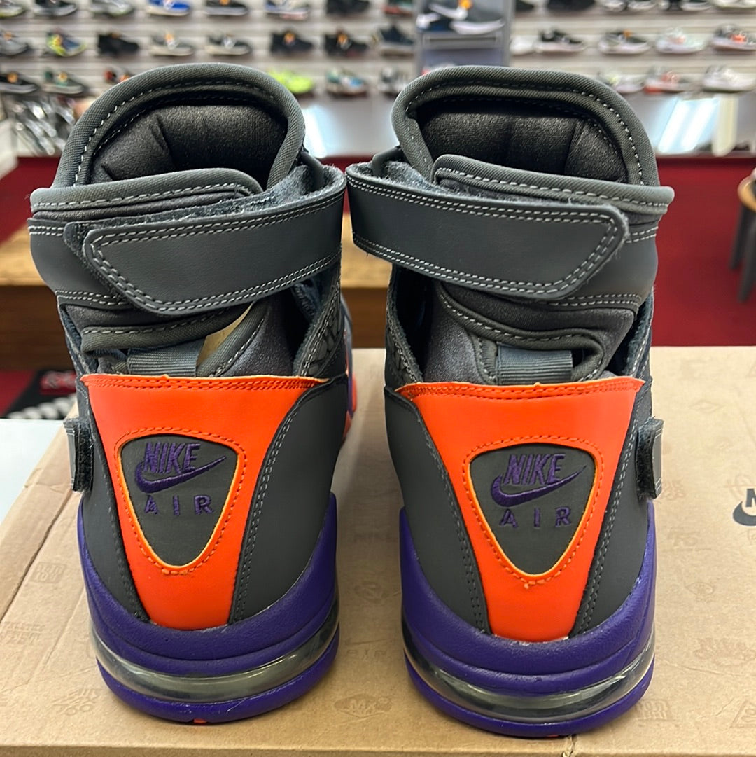 SZ 11.5 Men. 2012 Nike Air Max 2 Strong.