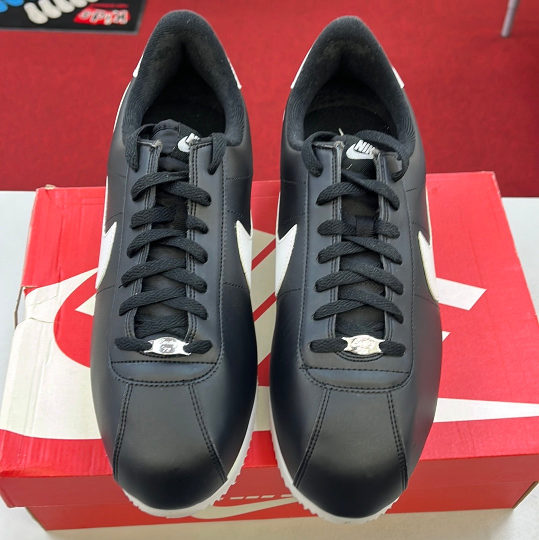 SZ 14 men. 2015 Nike Cortez Leather.
