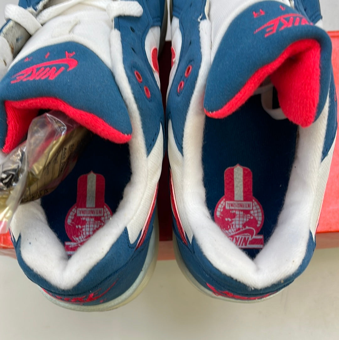 SZ 11 Men. 1992 Nike Air Icarus