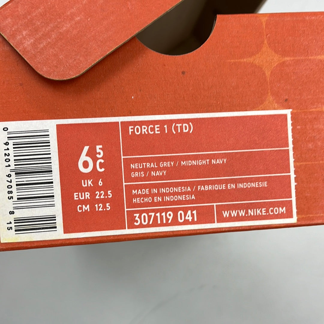 SZ 6.5C. 2004 Baby Nike AF1 Low.