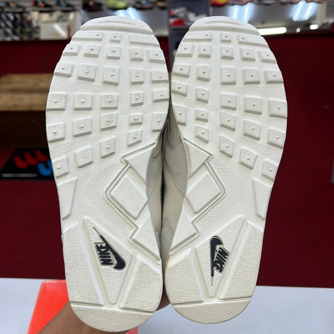 SZ 3.5Y. 1992 Nike Decade GS.
