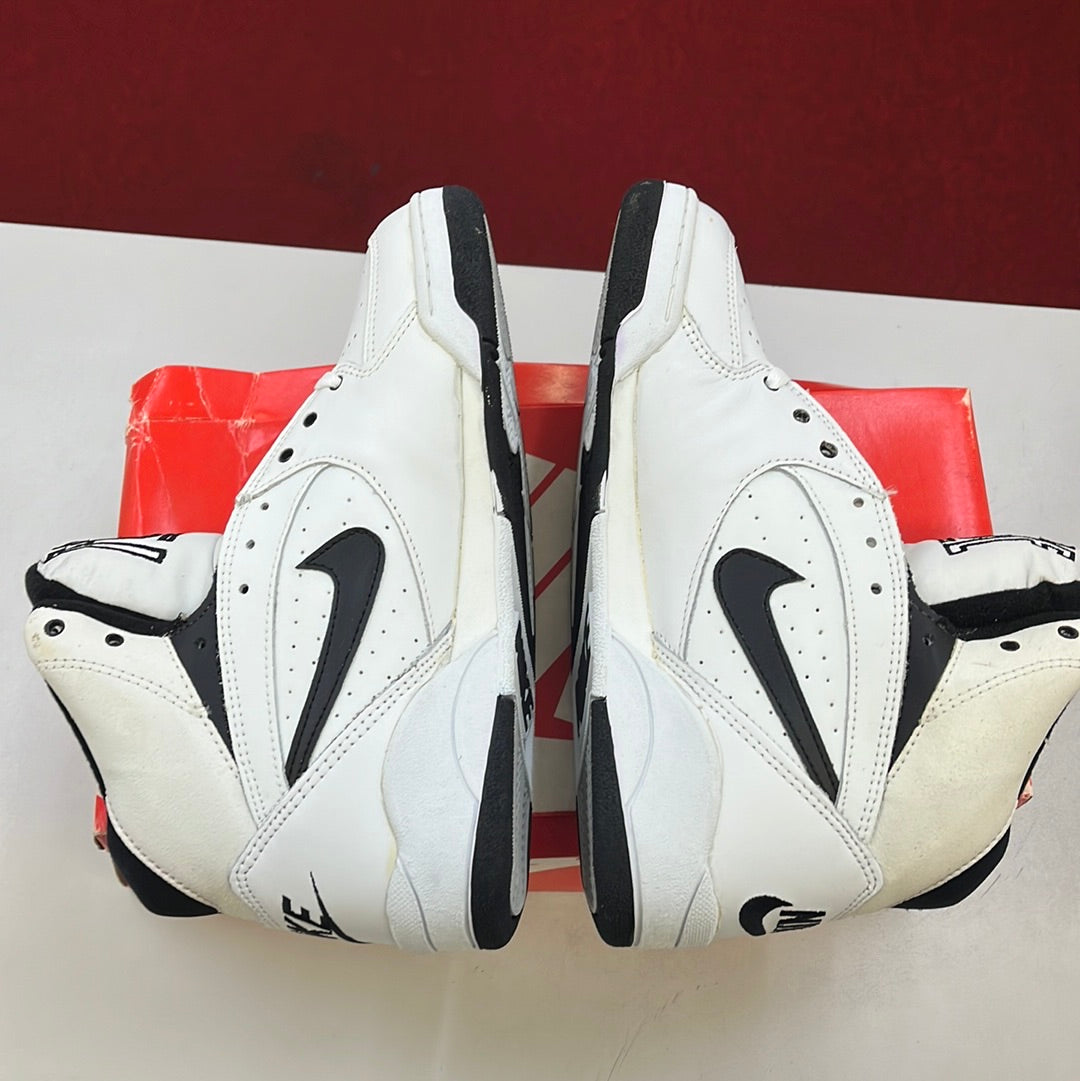 SZ 9 Men. 1992 Nike Court Force Mid.