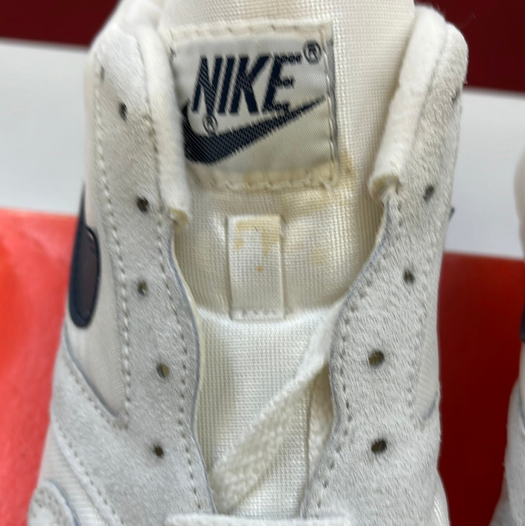 SZ 3.5Y. 1992 Nike Decade GS.