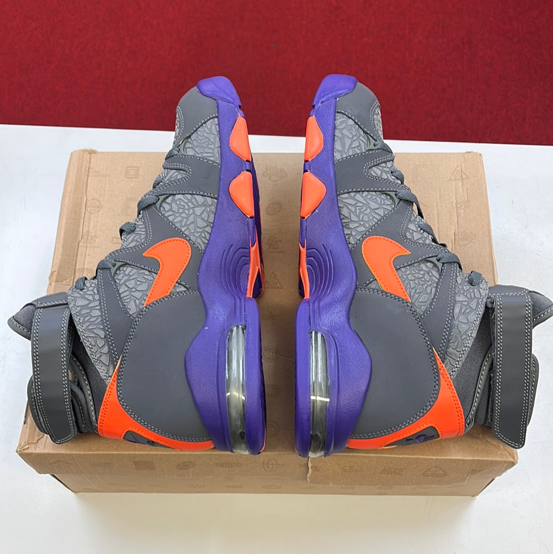 SZ 11.5 Men. 2012 Nike Air Max 2 Strong.