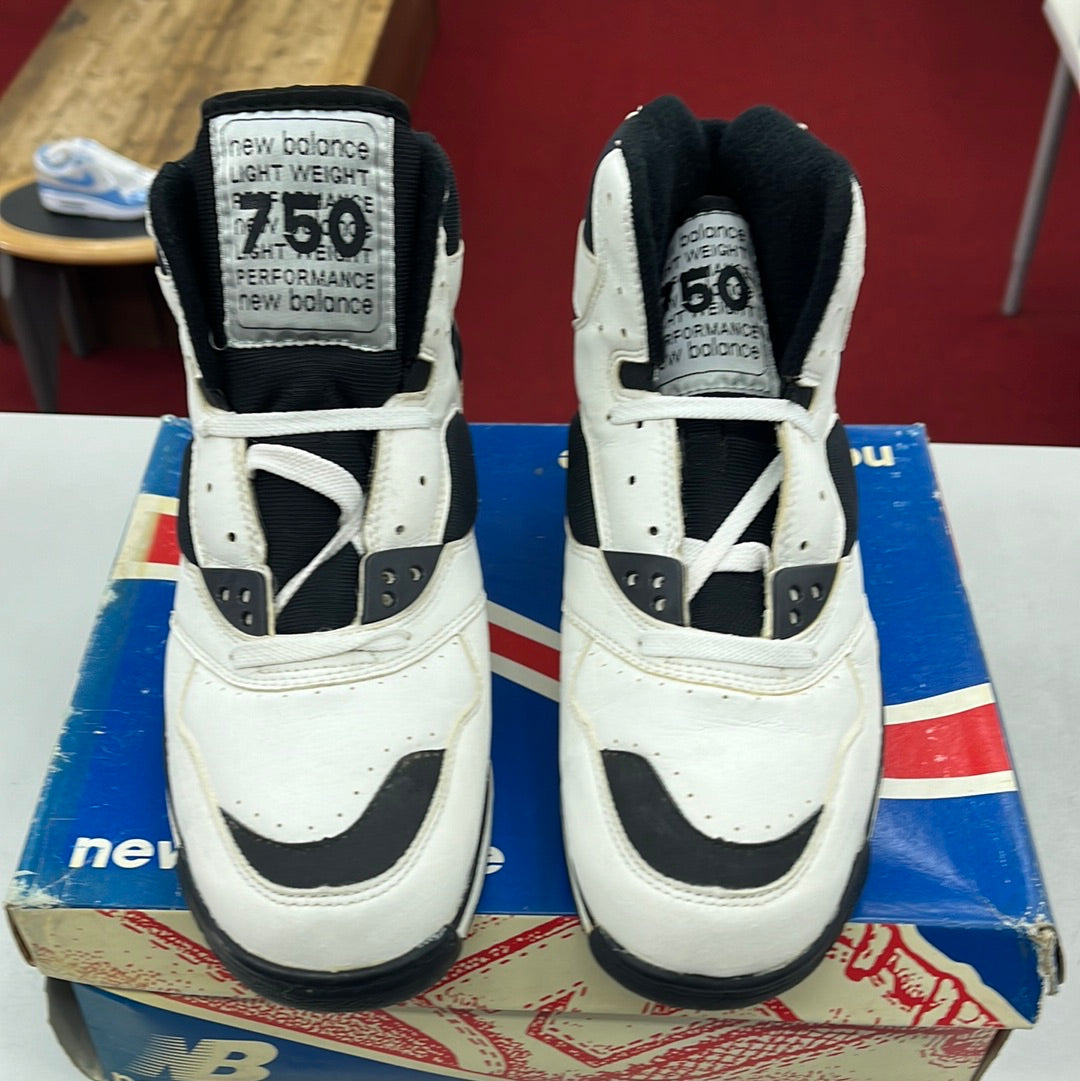 1986 New Balance P750 white black.
