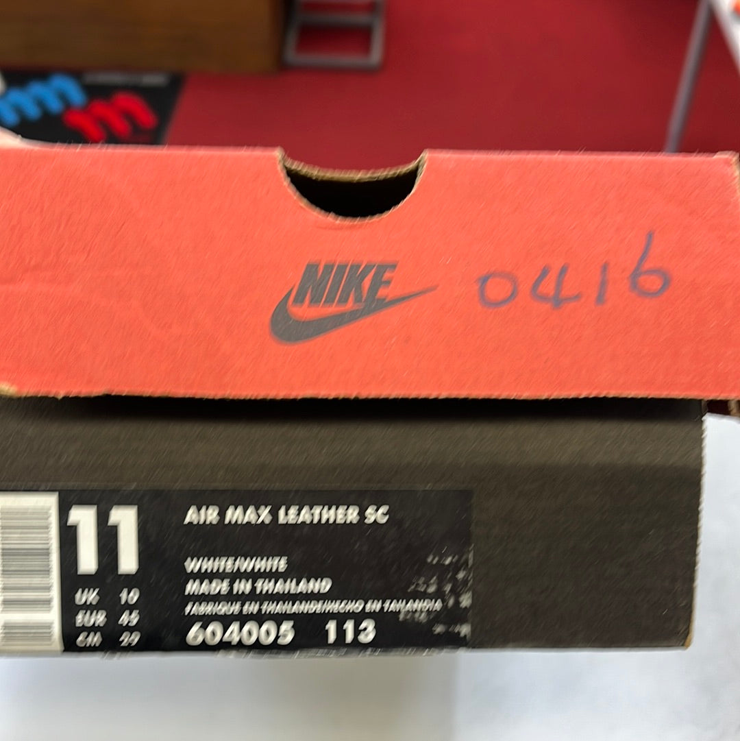 SZ 11 Men. 1996 Nike Air Max 1 Leather SC.