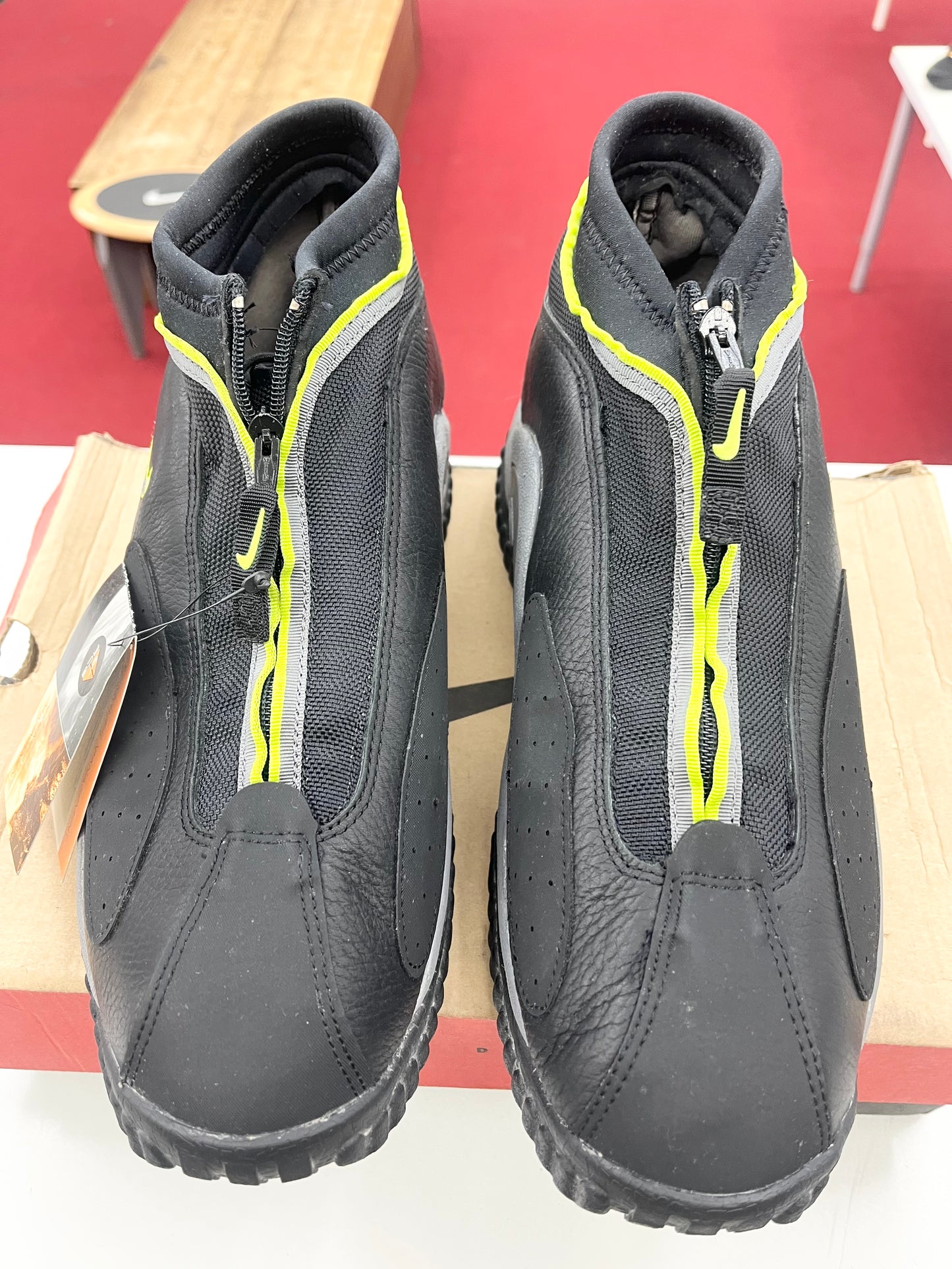 SZ 13 Men. 1997 Nike Air Mavsa ACG.