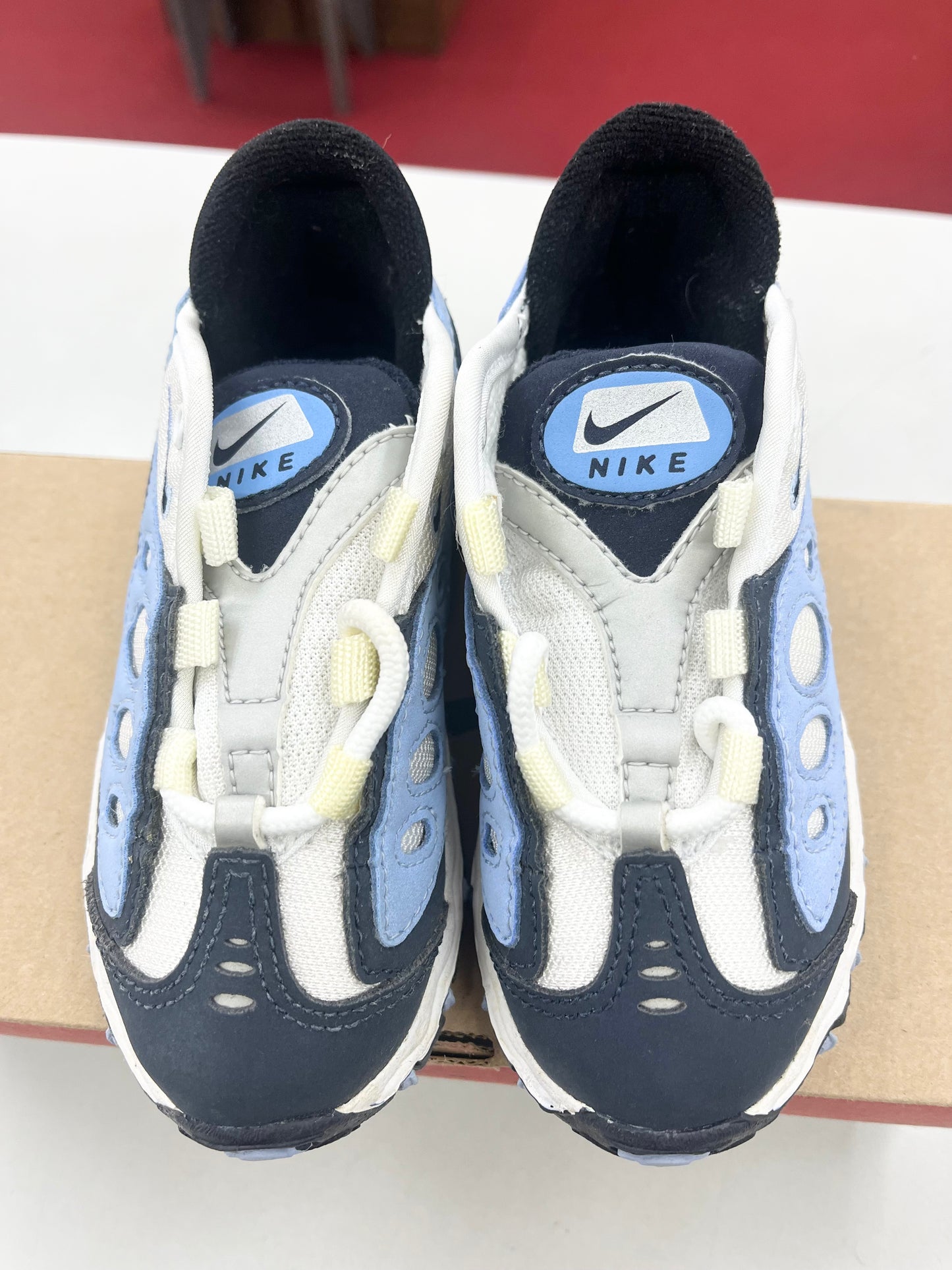 1997 Kid Nike Sunder Low.