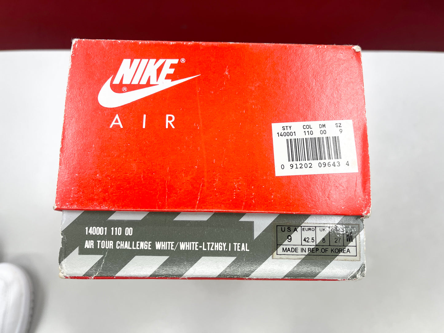 SZ 9 Men. 1991 Nike Air Tour Challenge.