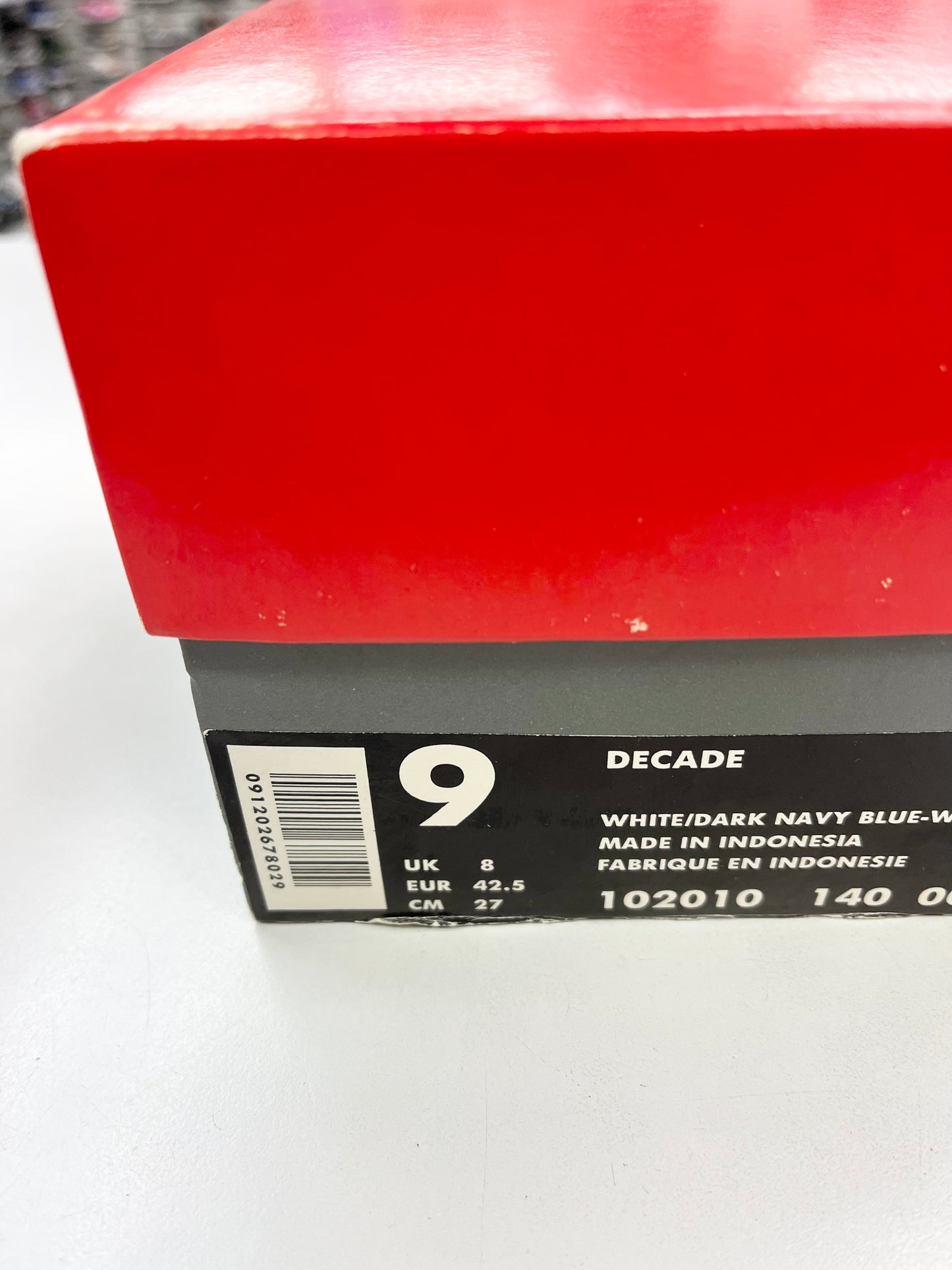 SZ 9 Men. 1994 Nike Decade Heaven Gate.