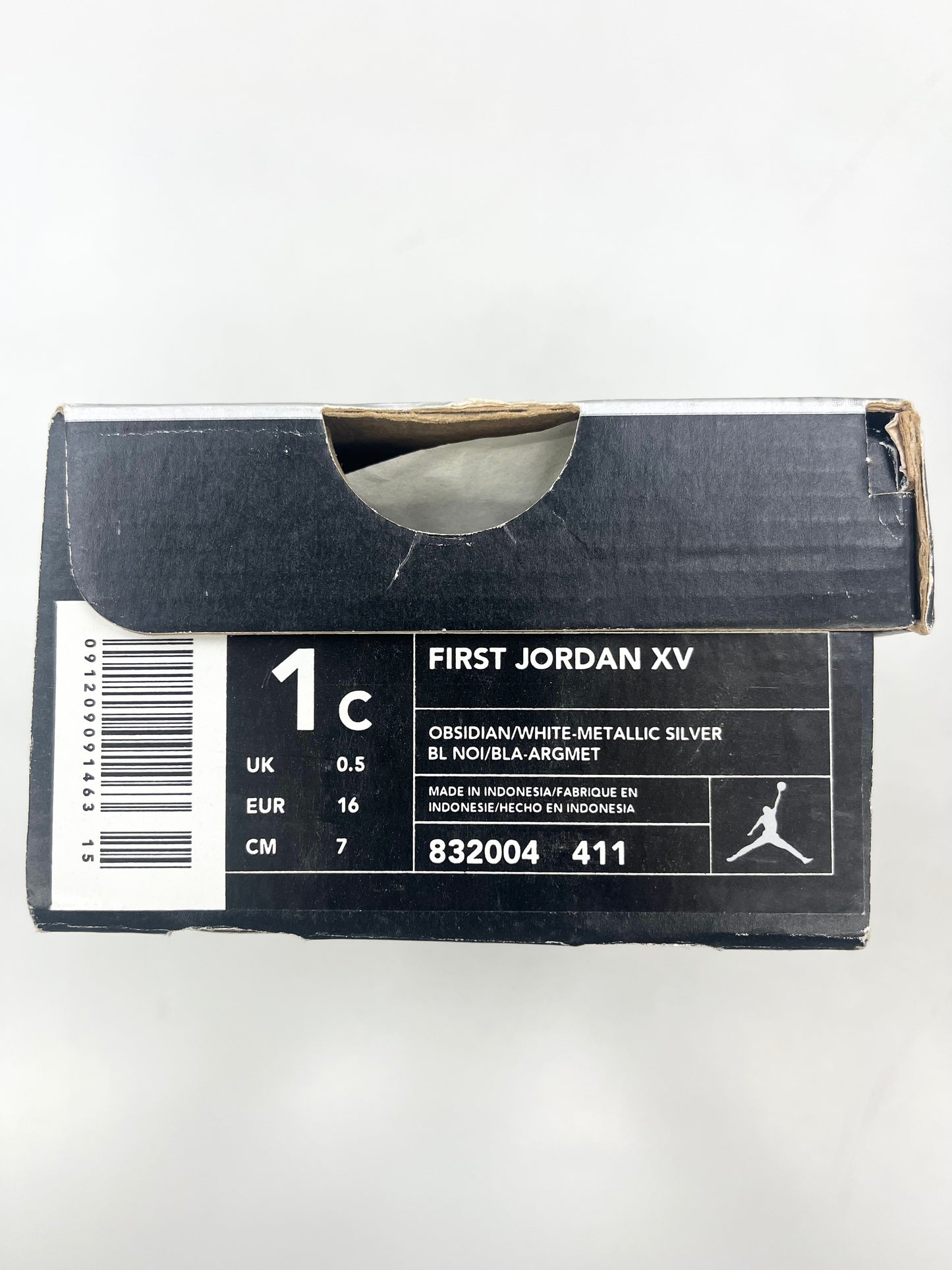 SZ 1C. 2000 Baby Jordan XV Obsidian.