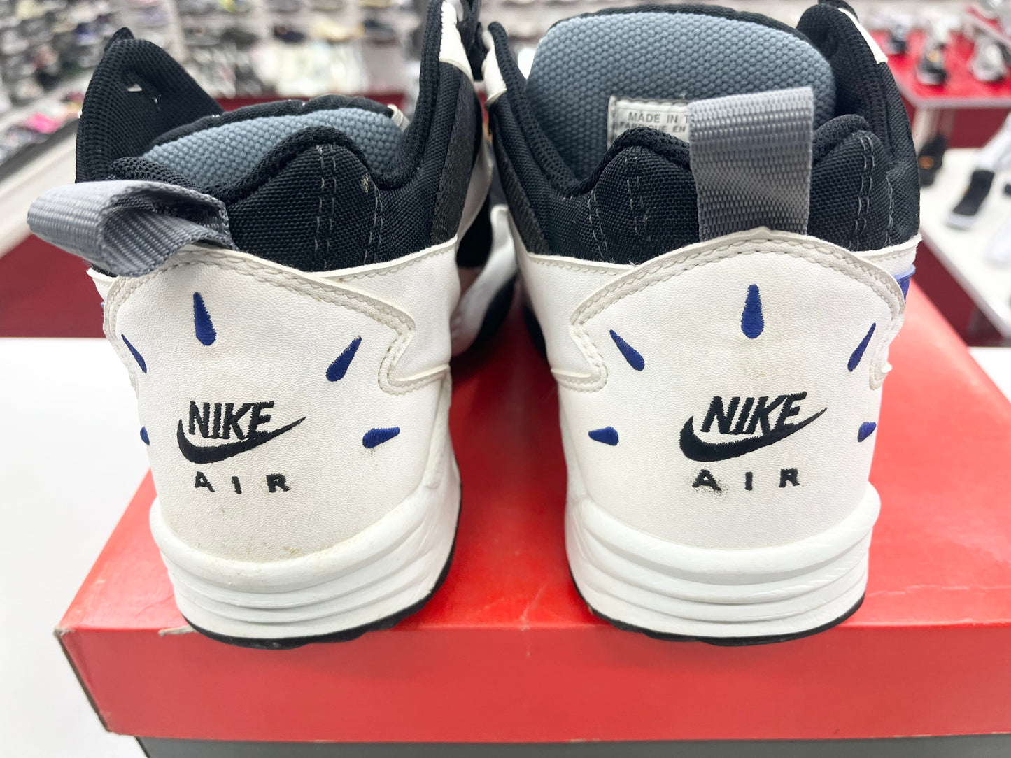 SZ 9.5 Men. 1994 Nike Air Edge 2 Mid Royals.