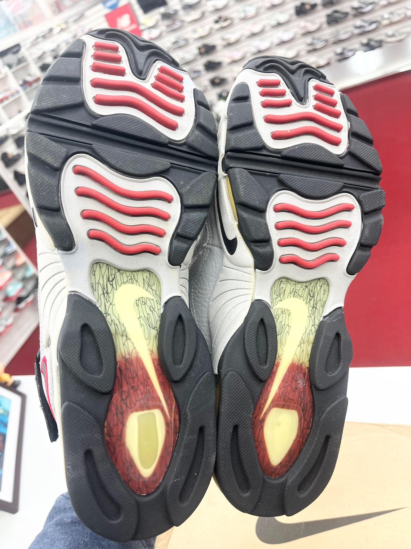 SZ 13 Men. 1998 Nike Air Griffey Max 3.