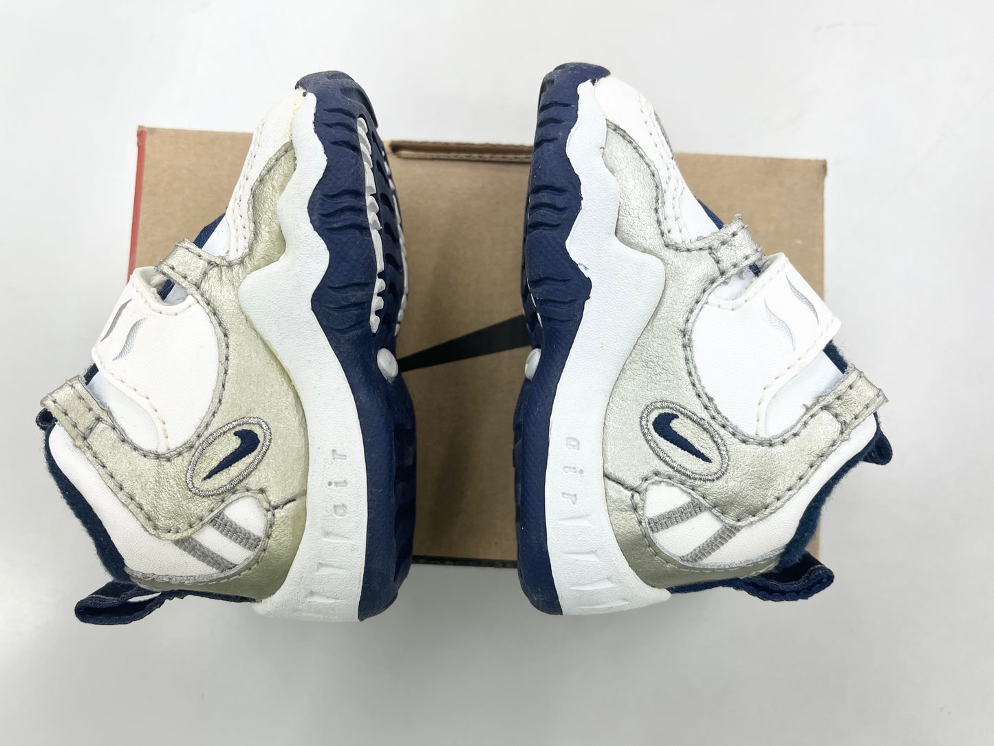 SZ 2C. 1997 Baby Nike Diamond Turf Deion Sanders.