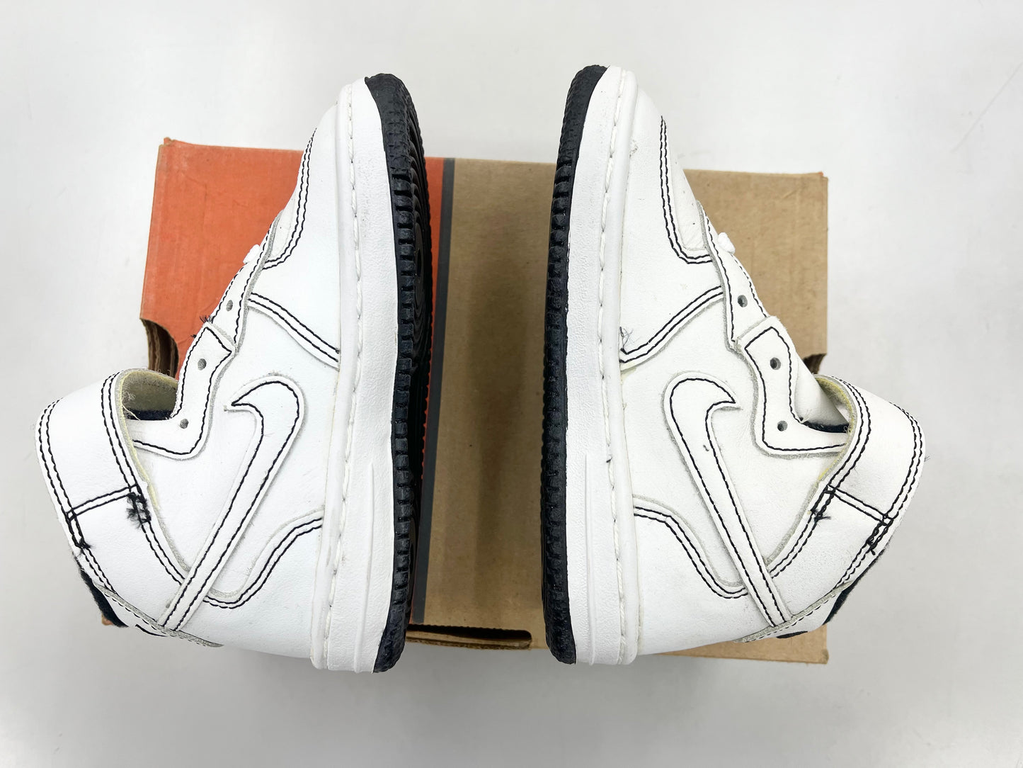 SZ 8.5C. 2002 Baby Nike AF1 Mid White/Black.